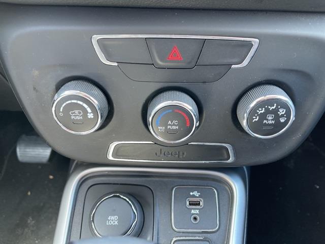 Used Jeep Compass Latitude 2018 | Blasius Federal Road. Brookfield, Connecticut Used Jeep Compass Latitude 2018 | Blasius Federal Road. Brookfield, Connecticut