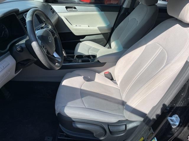 Used Hyundai Sonata SE 2018 | Blasius Federal Road. Brookfield, Connecticut Used Hyundai Sonata SE 2018 | Blasius Federal Road. Brookfield, Connecticut