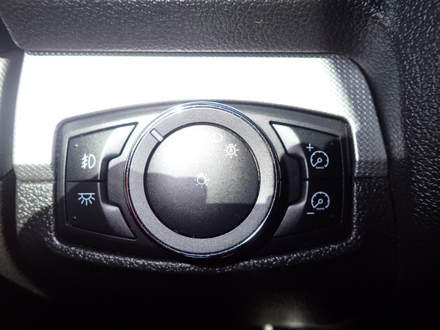 Used Ford Explorer 4WD 4dr XLT 2013 | Eagleville Motors. Storrs, Connecticut Used Ford Explorer 4WD 4dr XLT 2013 | Eagleville Motors. Storrs, Connecticut