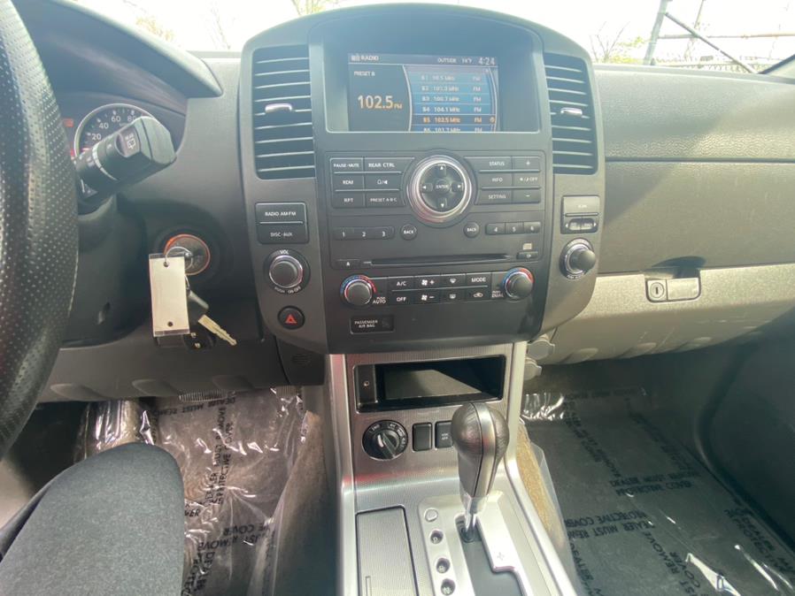 Used Nissan Pathfinder 4WD 4dr V6 SV 2011 | VEB Auto Sales. Hartford, Connecticut Used Nissan Pathfinder 4WD 4dr V6 SV 2011 | VEB Auto Sales. Hartford, Connecticut