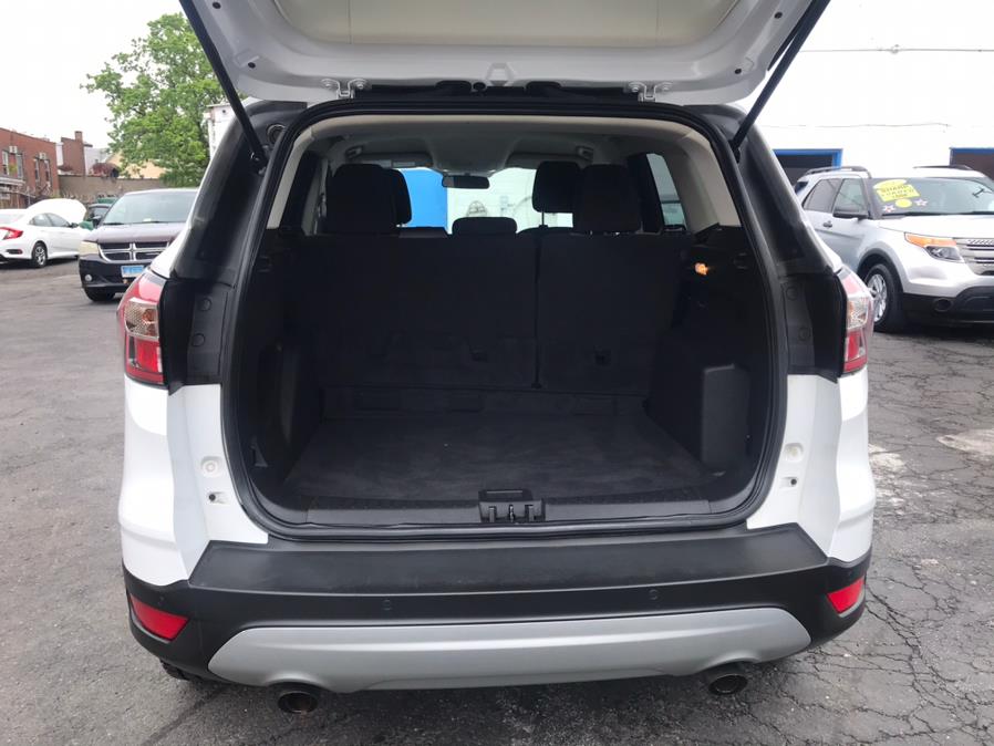 Used Ford Escape SE 4WD 2017 | Affordable Motors Inc. Bridgeport, Connecticut Used Ford Escape SE 4WD 2017 | Affordable Motors Inc. Bridgeport, Connecticut