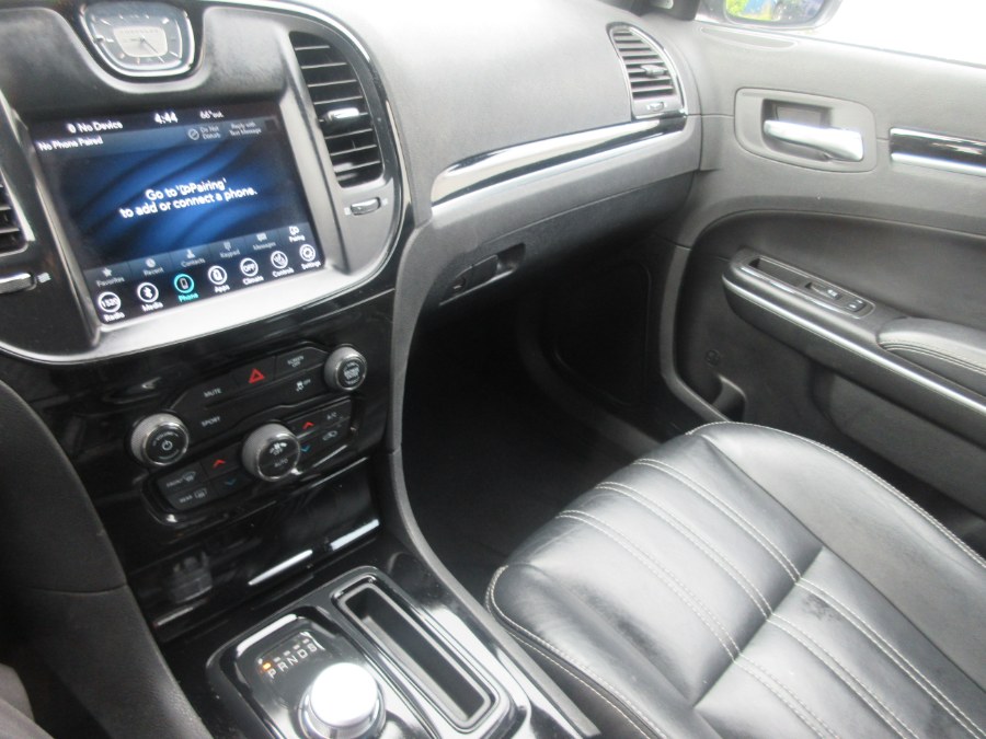 Used Chrysler 300 300S RWD 2019 | Route 27 Auto Mall. Linden, New Jersey Used Chrysler 300 300S RWD 2019 | Route 27 Auto Mall. Linden, New Jersey