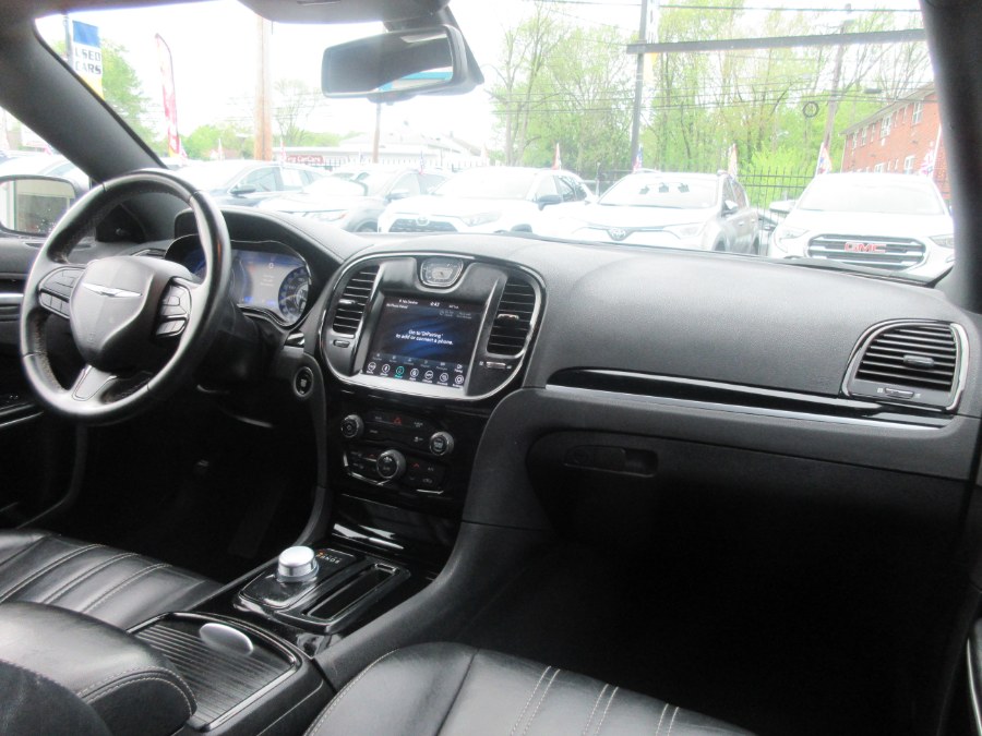 Used Chrysler 300 300S RWD 2019 | Route 27 Auto Mall. Linden, New Jersey Used Chrysler 300 300S RWD 2019 | Route 27 Auto Mall. Linden, New Jersey