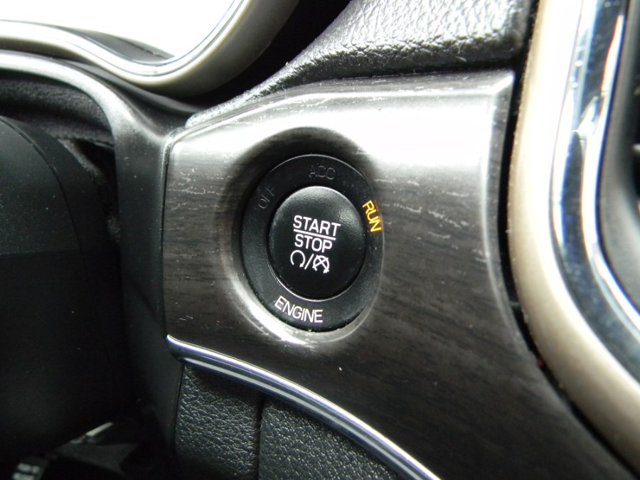 2014 Jeep Grand Cherokee 4WD 4dr Limited, available for sale in Paterson, New Jersey | DZ Automall. Paterson, New Jersey 2014 Jeep Grand Cherokee 4WD 4dr Limited, available for sale in Paterson, New Jersey | DZ Automall. Paterson, New Jersey