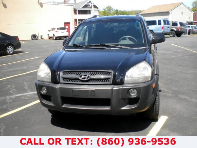 Used Hyundai Tucson GLS 2.7 4WD 2006 | Lee Motors Sales Inc. Hartford, Connecticut Used Hyundai Tucson GLS 2.7 4WD 2006 | Lee Motors Sales Inc. Hartford, Connecticut