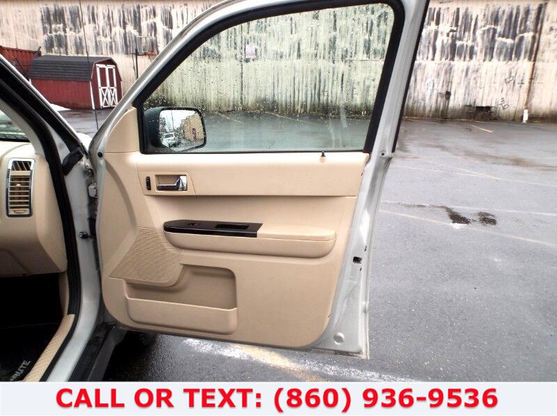 Used Mazda Tribute 4WD I4 Auto Grand Touring 2008 | Lee Motors Sales Inc. Hartford, Connecticut Used Mazda Tribute 4WD I4 Auto Grand Touring 2008 | Lee Motors Sales Inc. Hartford, Connecticut