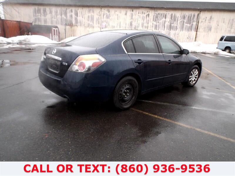 Used Nissan Altima 4dr Sdn I4 CVT 2.5 S ULEV 2007 | Lee Motors Sales Inc. Hartford, Connecticut Used Nissan Altima 4dr Sdn I4 CVT 2.5 S ULEV 2007 | Lee Motors Sales Inc. Hartford, Connecticut