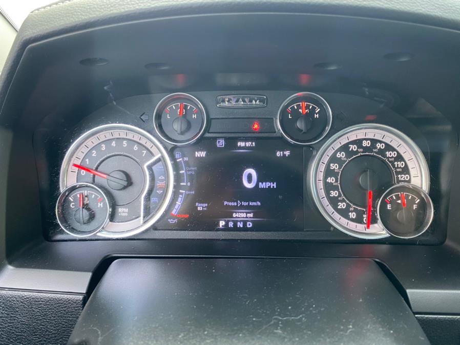 Used Ram 1500 4WD Crew Cab 140.5" Laramie 2016 | CT Auto. Bridgeport, Connecticut Used Ram 1500 4WD Crew Cab 140.5" Laramie 2016 | CT Auto. Bridgeport, Connecticut