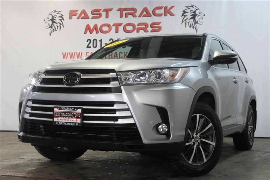 2017 Toyota Highlander XLE, available for sale in Paterson, New Jersey | Fast Track Motors. Paterson, New Jersey