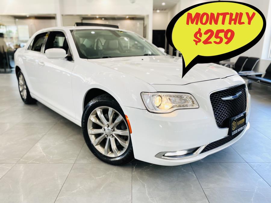 2018 Chrysler 300 Touring L AWD, available for sale in Franklin Square, New York | C Rich Cars. Franklin Square, New York