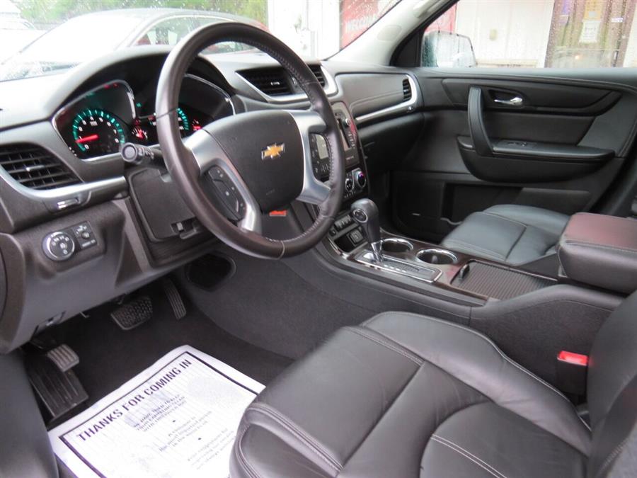 Used Chevrolet Traverse LT AWD 4dr SUV w/2LT 2017 | Lake City Exports Inc. Auburn, Maine Used Chevrolet Traverse LT AWD 4dr SUV w/2LT 2017 | Lake City Exports Inc. Auburn, Maine