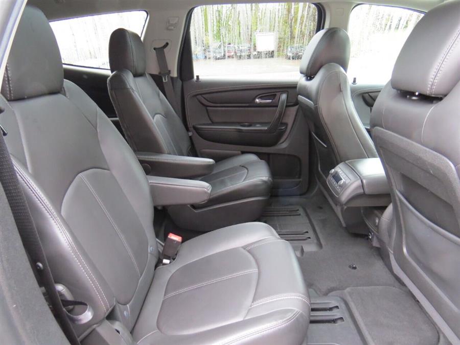 Used Chevrolet Traverse LT AWD 4dr SUV w/2LT 2017 | Lake City Exports Inc. Auburn, Maine Used Chevrolet Traverse LT AWD 4dr SUV w/2LT 2017 | Lake City Exports Inc. Auburn, Maine