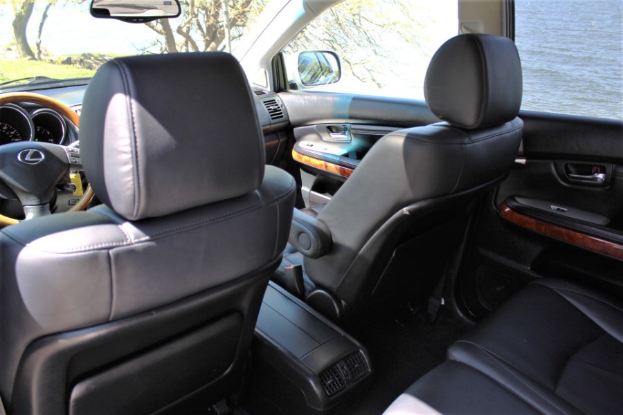 2005 Lexus RX 330 4dr SUV AWD, available for sale in Great Neck, New York | Great Neck Car Buyers & Sellers. Great Neck, New York 2005 Lexus RX 330 4dr SUV AWD, available for sale in Great Neck, New York | Great Neck Car Buyers & Sellers. Great Neck, New York