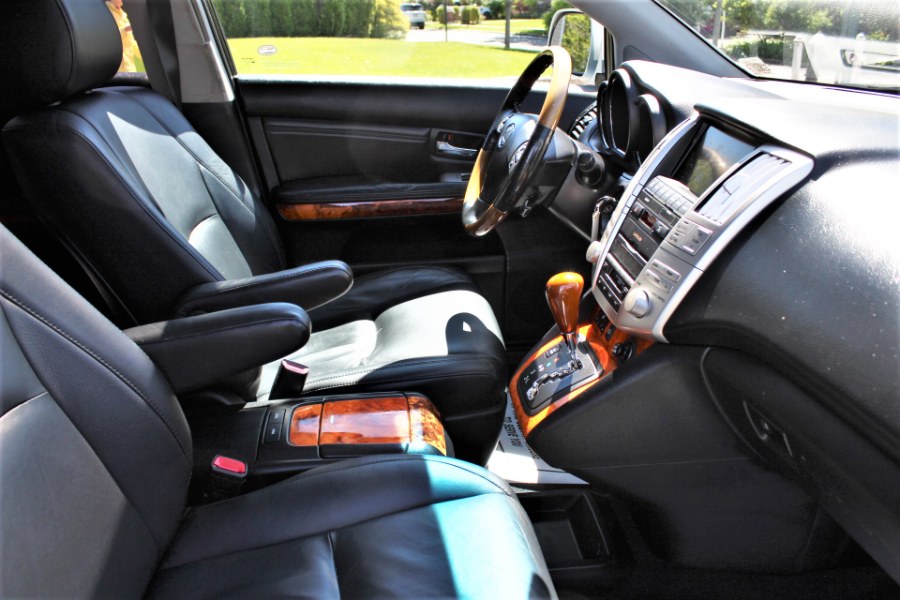 2005 Lexus RX 330 4dr SUV AWD, available for sale in Great Neck, New York | Great Neck Car Buyers & Sellers. Great Neck, New York 2005 Lexus RX 330 4dr SUV AWD, available for sale in Great Neck, New York | Great Neck Car Buyers & Sellers. Great Neck, New York