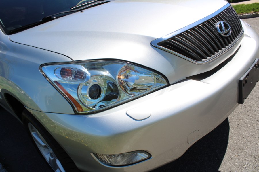 2005 Lexus RX 330 4dr SUV AWD, available for sale in Great Neck, New York | Great Neck Car Buyers & Sellers. Great Neck, New York 2005 Lexus RX 330 4dr SUV AWD, available for sale in Great Neck, New York | Great Neck Car Buyers & Sellers. Great Neck, New York
