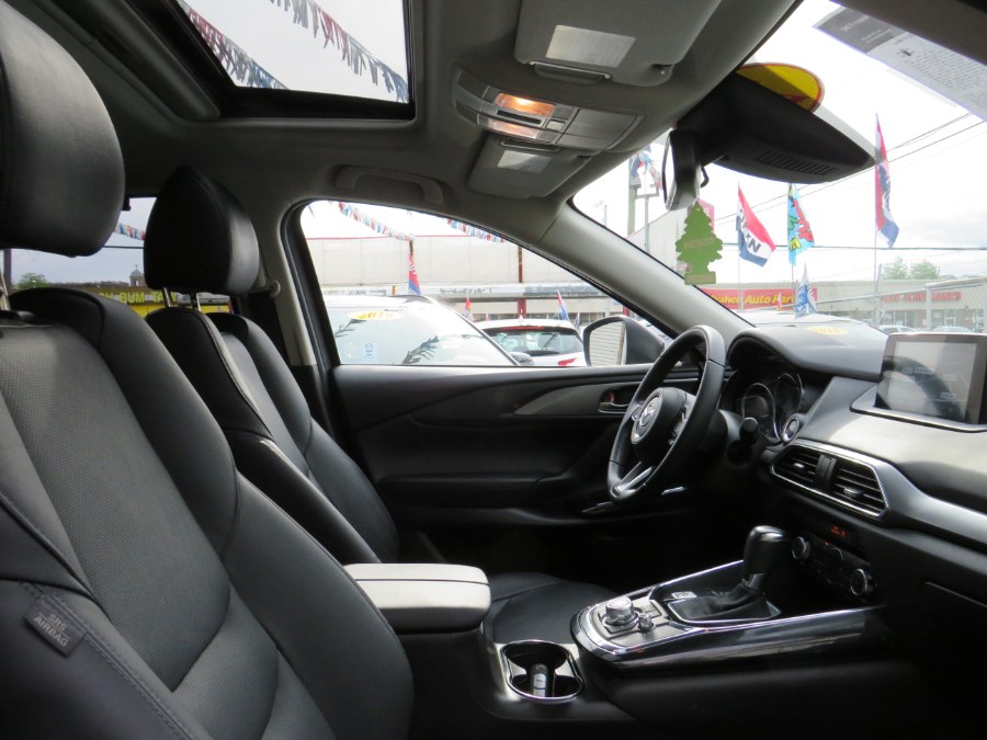 2018 Mazda CX-9 Touring AWD NAVI/SUNROOF, available for sale in Middle Village, New York | Road Masters II INC. Middle Village, New York 2018 Mazda CX-9 Touring AWD NAVI/SUNROOF, available for sale in Middle Village, New York | Road Masters II INC. Middle Village, New York