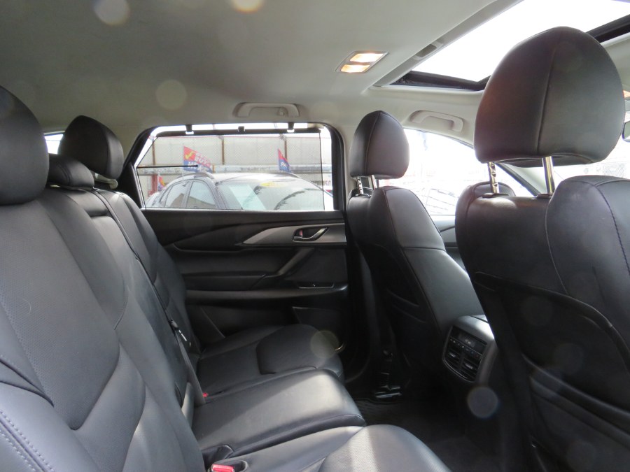 2018 Mazda CX-9 Touring AWD NAVI/SUNROOF, available for sale in Middle Village, New York | Road Masters II INC. Middle Village, New York 2018 Mazda CX-9 Touring AWD NAVI/SUNROOF, available for sale in Middle Village, New York | Road Masters II INC. Middle Village, New York