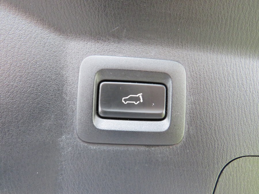 2018 Mazda CX-9 Touring AWD NAVI/SUNROOF, available for sale in Middle Village, New York | Road Masters II INC. Middle Village, New York 2018 Mazda CX-9 Touring AWD NAVI/SUNROOF, available for sale in Middle Village, New York | Road Masters II INC. Middle Village, New York
