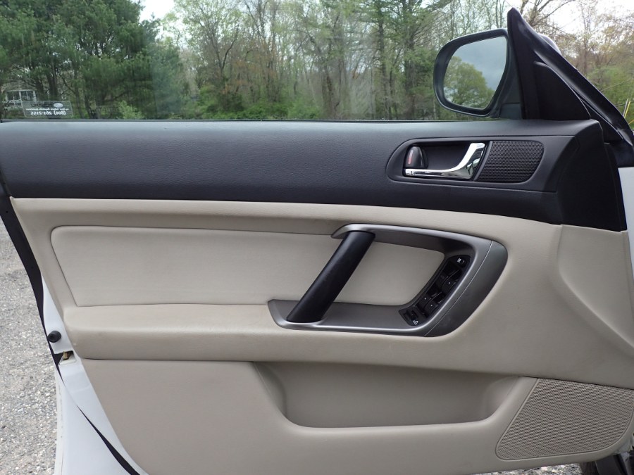 Used Subaru Outback 4dr H4 Auto 2.5i 2008 | Eagleville Motors. Storrs, Connecticut Used Subaru Outback 4dr H4 Auto 2.5i 2008 | Eagleville Motors. Storrs, Connecticut