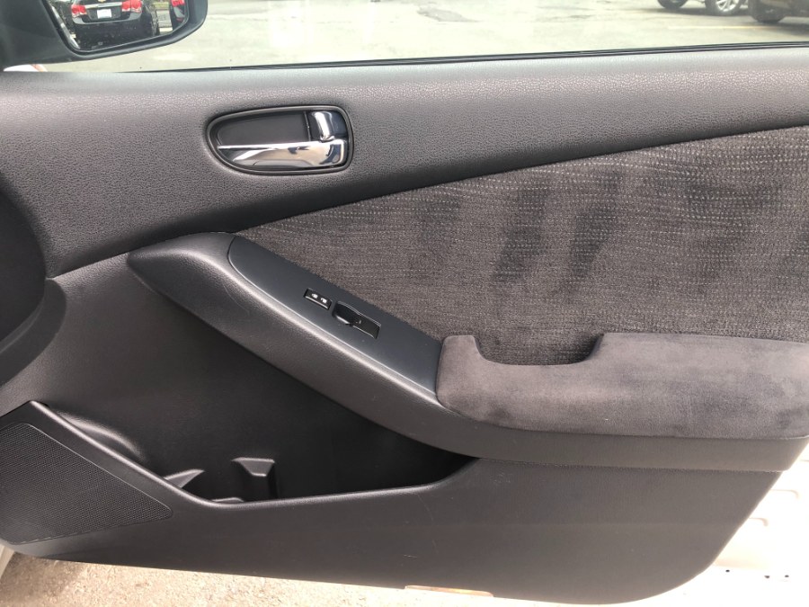 2011 Nissan Altima 4dr Sdn I4 CVT 2.5 S, available for sale in Bristol, Connecticut | Bristol Auto Center LLC. Bristol, Connecticut 2011 Nissan Altima 4dr Sdn I4 CVT 2.5 S, available for sale in Bristol, Connecticut | Bristol Auto Center LLC. Bristol, Connecticut