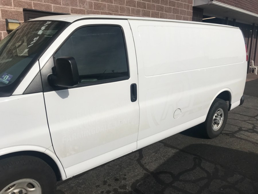Used Chevrolet Express Cargo Van RWD 2500 135" 2016 | Airway Motors. Bridgeport, Connecticut