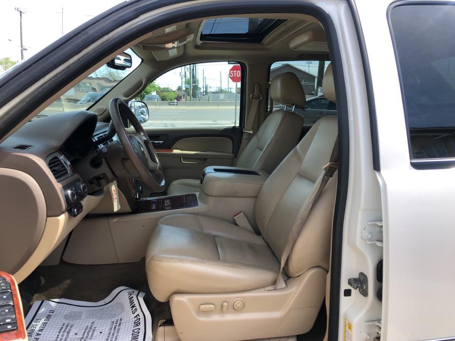 2013 Chevrolet Avalanche 4WD Crew Cab LTZ, available for sale in Lodi, New Jersey | Route 46 Auto Sales Inc. Lodi, New Jersey 2013 Chevrolet Avalanche 4WD Crew Cab LTZ, available for sale in Lodi, New Jersey | Route 46 Auto Sales Inc. Lodi, New Jersey