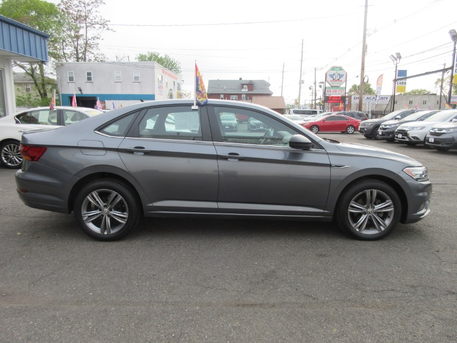 Used Volkswagen Jetta R-Line Auto w/SULEV 2019 | Route 27 Auto Mall. Linden, New Jersey Used Volkswagen Jetta R-Line Auto w/SULEV 2019 | Route 27 Auto Mall. Linden, New Jersey