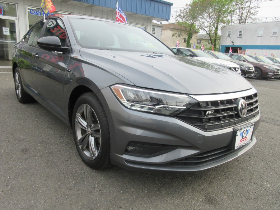 Used Volkswagen Jetta R-Line Auto w/SULEV 2019 | Route 27 Auto Mall. Linden, New Jersey Used Volkswagen Jetta R-Line Auto w/SULEV 2019 | Route 27 Auto Mall. Linden, New Jersey