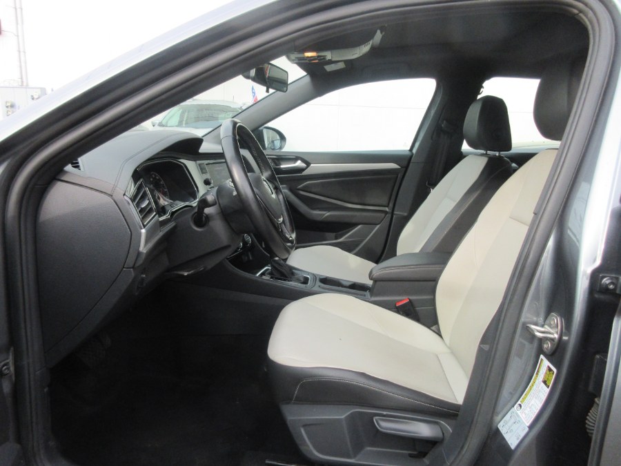 Used Volkswagen Jetta R-Line Auto w/SULEV 2019 | Route 27 Auto Mall. Linden, New Jersey Used Volkswagen Jetta R-Line Auto w/SULEV 2019 | Route 27 Auto Mall. Linden, New Jersey
