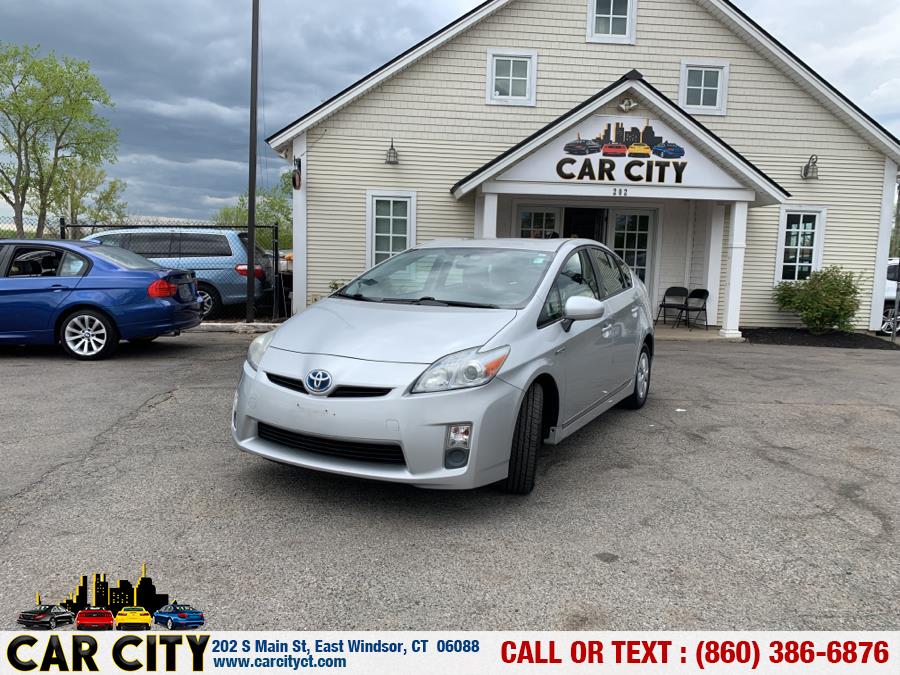 2010 Toyota Prius 5dr HB V (Natl), available for sale in East Windsor, Connecticut | Car City LLC. East Windsor, Connecticut