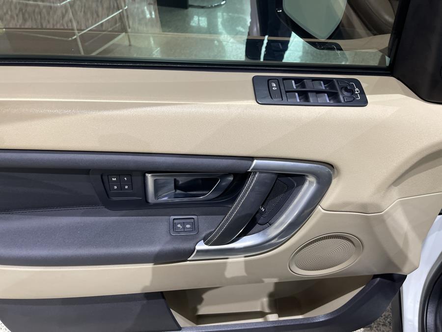 Used Land Rover Discovery Sport HSE 4WD 2018 | Dream Car Gallery. Woodbury, New York Used Land Rover Discovery Sport HSE 4WD 2018 | Dream Car Gallery. Woodbury, New York