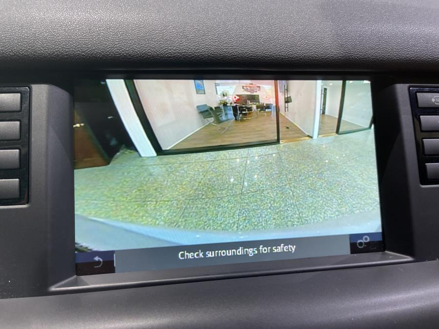Used Land Rover Discovery Sport HSE 4WD 2018 | Dream Car Gallery. Woodbury, New York Used Land Rover Discovery Sport HSE 4WD 2018 | Dream Car Gallery. Woodbury, New York