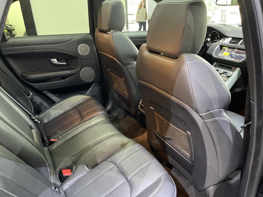Used Land Rover Range Rover Evoque 5 Door HSE 2017 | Dream Car Gallery. Woodbury, New York Used Land Rover Range Rover Evoque 5 Door HSE 2017 | Dream Car Gallery. Woodbury, New York
