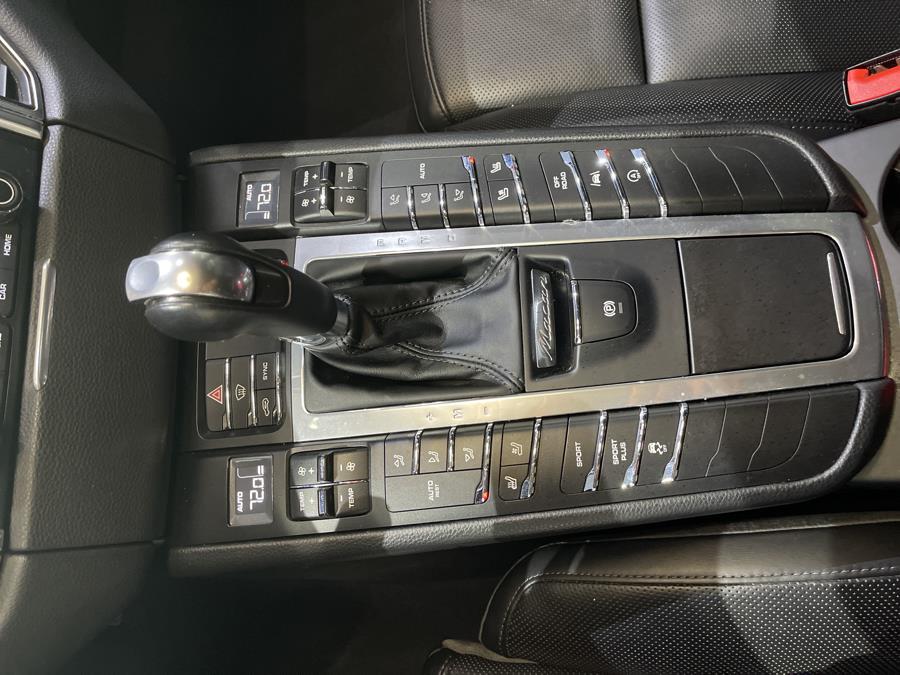Used Porsche Macan S AWD 2018 | Dream Car Gallery. Woodbury, New York Used Porsche Macan S AWD 2018 | Dream Car Gallery. Woodbury, New York