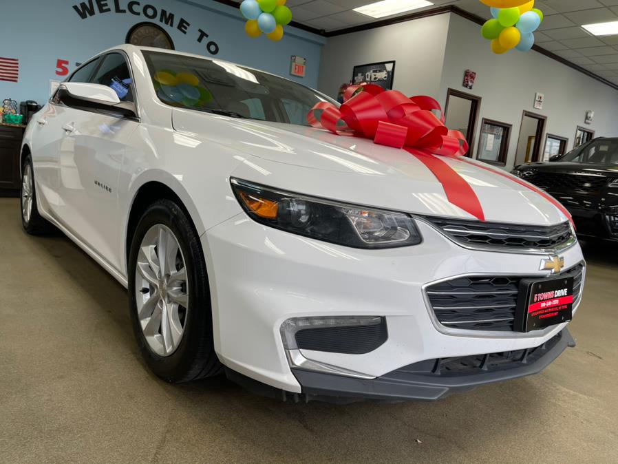 Used Chevrolet Malibu 4dr Sdn LT w/1LT 2017 | 5 Towns Drive. Inwood, New York Used Chevrolet Malibu 4dr Sdn LT w/1LT 2017 | 5 Towns Drive. Inwood, New York