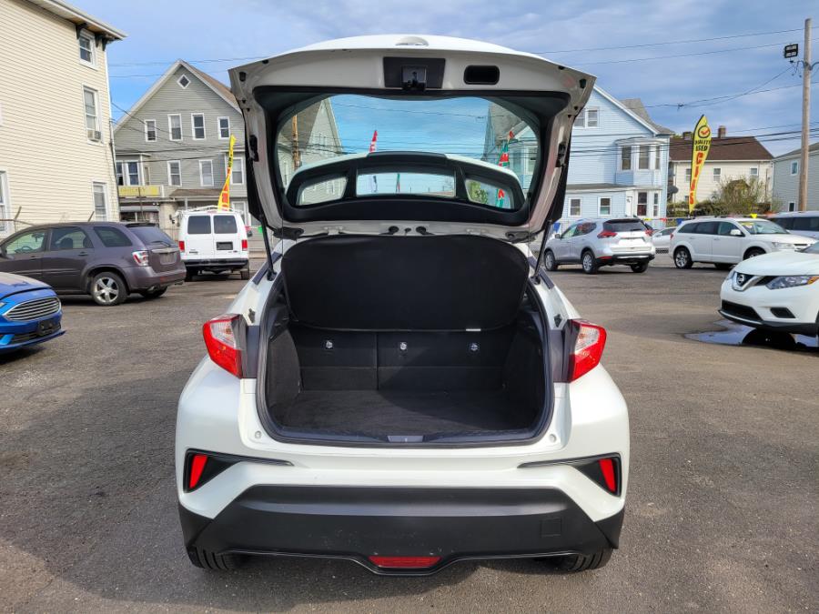 Used Toyota C-HR XLE FWD (Natl) 2018 | Affordable Motors Inc. Bridgeport, Connecticut Used Toyota C-HR XLE FWD (Natl) 2018 | Affordable Motors Inc. Bridgeport, Connecticut