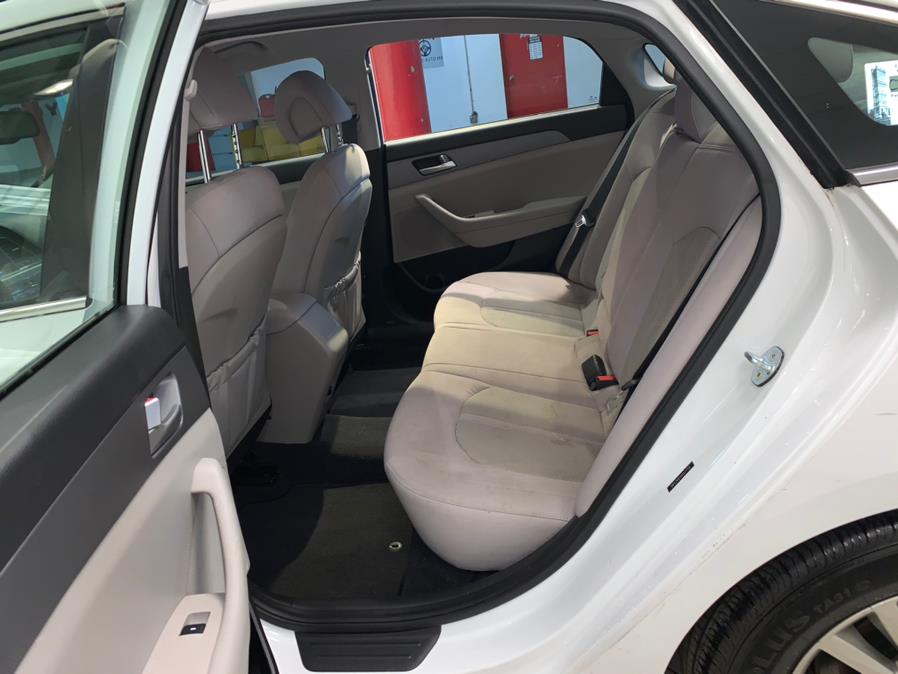 Used Hyundai Sonata 2.4L PZEV 2017 | European Auto Expo. Lodi, New Jersey Used Hyundai Sonata 2.4L PZEV 2017 | European Auto Expo. Lodi, New Jersey