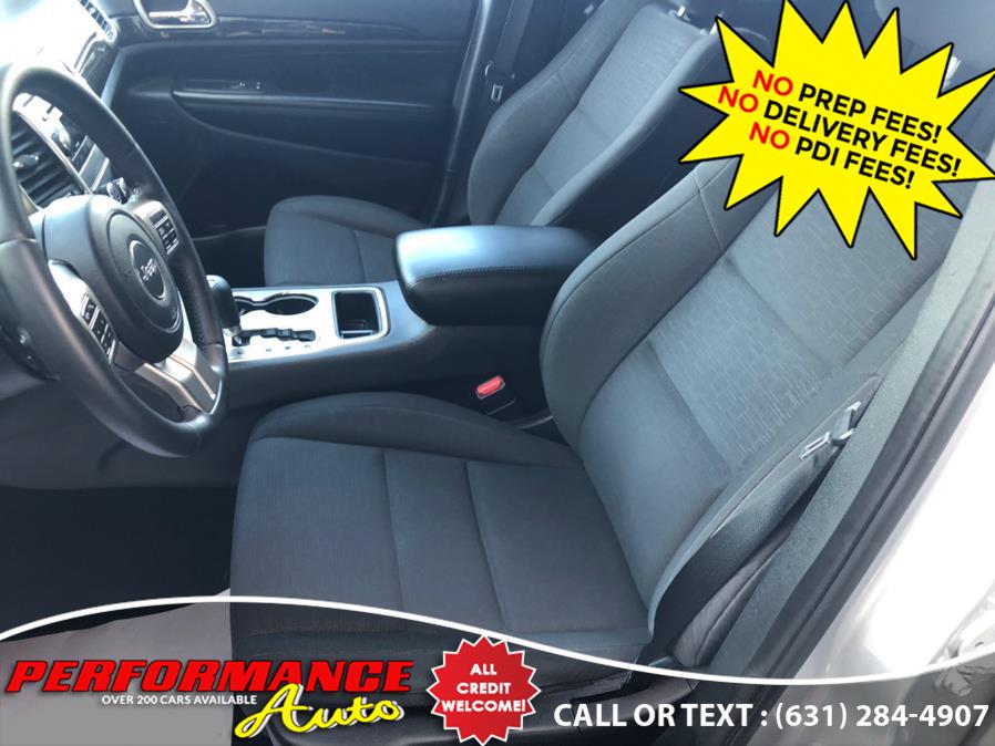 2013 Jeep Grand Cherokee 4WD 4dr Laredo, available for sale in Bohemia, New York | Performance Auto Inc. Bohemia, New York 2013 Jeep Grand Cherokee 4WD 4dr Laredo, available for sale in Bohemia, New York | Performance Auto Inc. Bohemia, New York