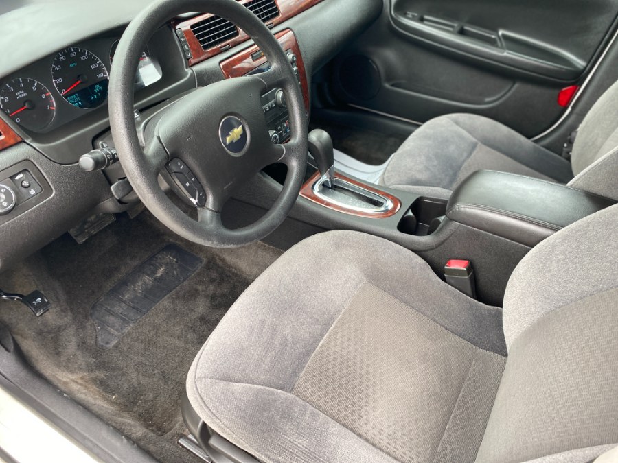 Used Chevrolet Impala 4dr Sdn 3.5L LT 2009 | Middle Village Motors . Middle Village, New York Used Chevrolet Impala 4dr Sdn 3.5L LT 2009 | Middle Village Motors . Middle Village, New York