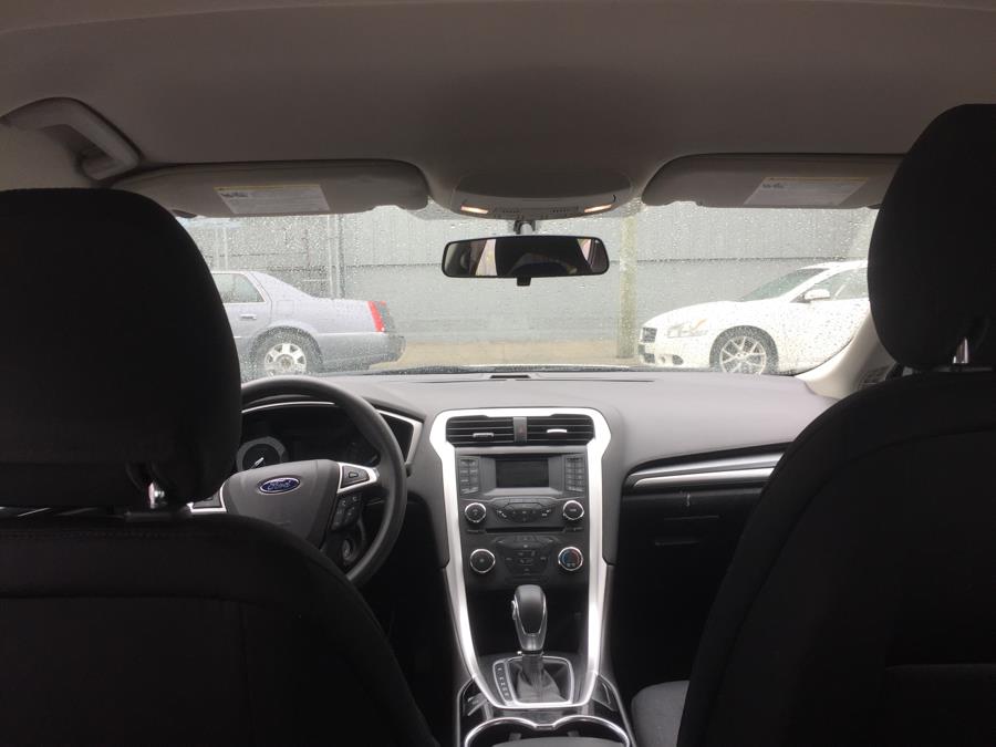 Used Ford Fusion 4dr Sdn SE FWD 2016 | NYC Automart Inc. Brooklyn, New York Used Ford Fusion 4dr Sdn SE FWD 2016 | NYC Automart Inc. Brooklyn, New York
