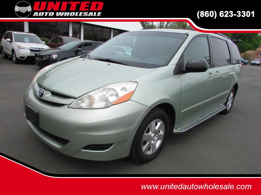 2008 Toyota Sienna 5dr 8-Pass Van LE FWD, available for sale in East Windsor, Connecticut | United Auto Sales of E Windsor, Inc. East Windsor, Connecticut