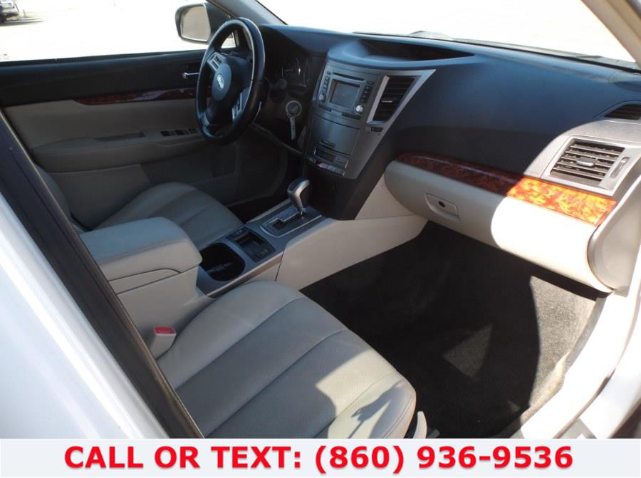 Used Subaru Outback 4dr Wgn H4 Auto 2.5i Limited 2012 | Lee Motors Sales Inc. Hartford, Connecticut Used Subaru Outback 4dr Wgn H4 Auto 2.5i Limited 2012 | Lee Motors Sales Inc. Hartford, Connecticut