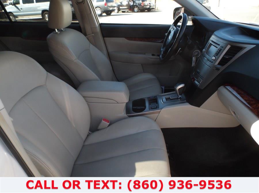 Used Subaru Outback 4dr Wgn H4 Auto 2.5i Limited 2012 | Lee Motors Sales Inc. Hartford, Connecticut Used Subaru Outback 4dr Wgn H4 Auto 2.5i Limited 2012 | Lee Motors Sales Inc. Hartford, Connecticut
