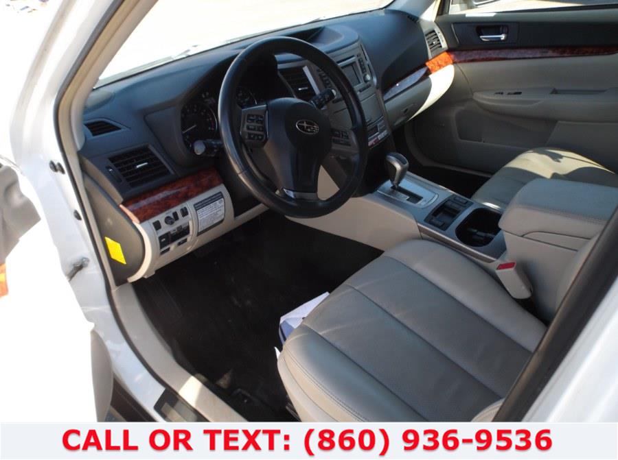Used Subaru Outback 4dr Wgn H4 Auto 2.5i Limited 2012 | Lee Motors Sales Inc. Hartford, Connecticut Used Subaru Outback 4dr Wgn H4 Auto 2.5i Limited 2012 | Lee Motors Sales Inc. Hartford, Connecticut