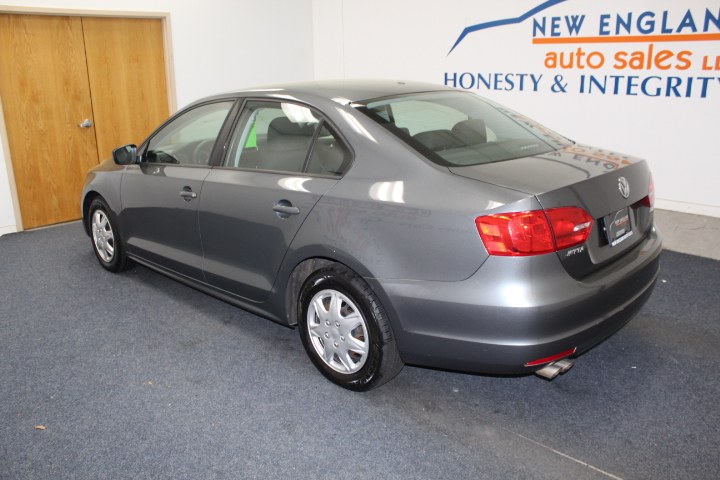 Used Volkswagen Jetta Sedan 4dr Auto S 2013 | New England Auto Sales LLC. Plainville, Connecticut Used Volkswagen Jetta Sedan 4dr Auto S 2013 | New England Auto Sales LLC. Plainville, Connecticut