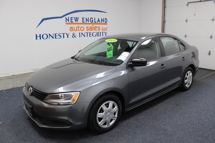 Used Volkswagen Jetta Sedan 4dr Auto S 2013 | New England Auto Sales LLC. Plainville, Connecticut Used Volkswagen Jetta Sedan 4dr Auto S 2013 | New England Auto Sales LLC. Plainville, Connecticut