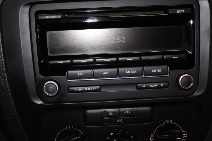 Used Volkswagen Jetta Sedan 4dr Auto S 2013 | New England Auto Sales LLC. Plainville, Connecticut Used Volkswagen Jetta Sedan 4dr Auto S 2013 | New England Auto Sales LLC. Plainville, Connecticut