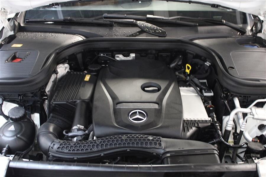 Used Mercedes-benz Glc 300 4MATIC 2016 | Fast Track Motors. Paterson, New Jersey Used Mercedes-benz Glc 300 4MATIC 2016 | Fast Track Motors. Paterson, New Jersey