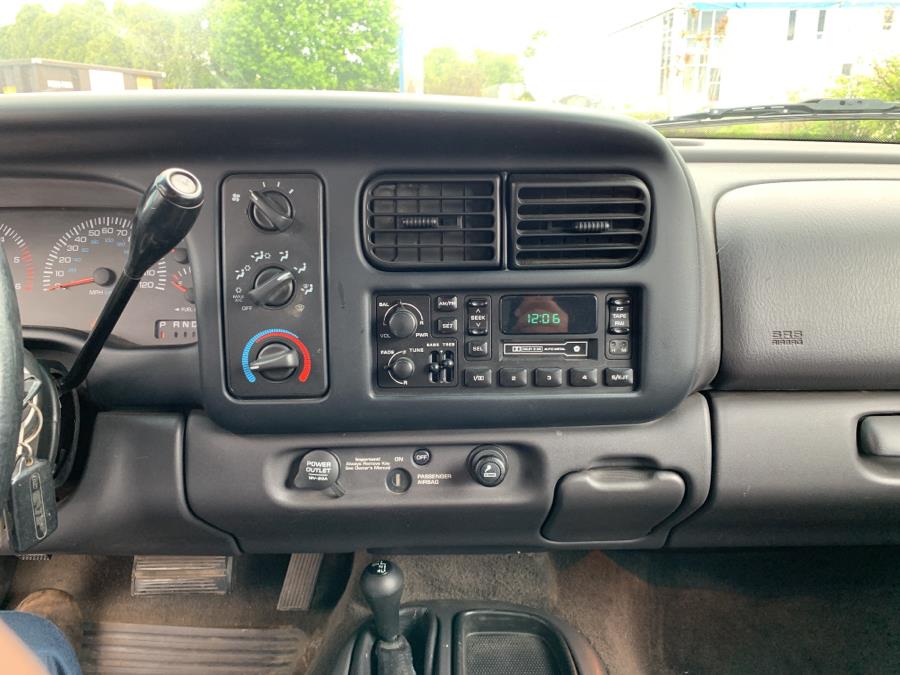 Used Dodge Dakota 1998 | Dealertown Auto Wholesalers. Milford, Connecticut Used Dodge Dakota 1998 | Dealertown Auto Wholesalers. Milford, Connecticut