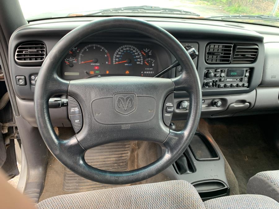 Used Dodge Dakota 1998 | Dealertown Auto Wholesalers. Milford, Connecticut Used Dodge Dakota 1998 | Dealertown Auto Wholesalers. Milford, Connecticut